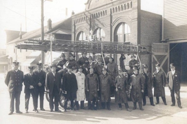 1883-1910 police image