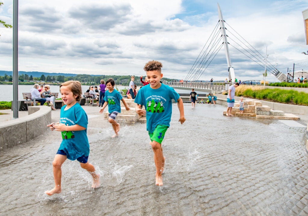 columbia river waterfront water feature